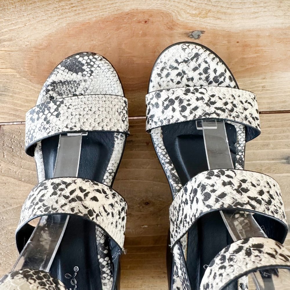 Qupid Snake Print Sandals New Without Box 6 Platf… - image 2